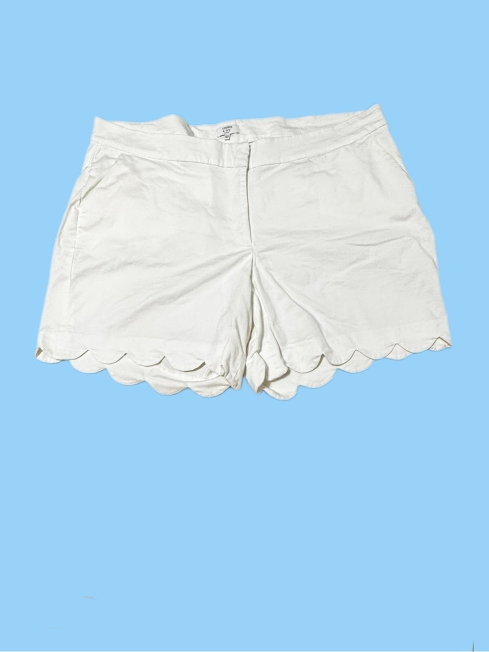 crown & ivy White Scalloped High-Waist Shorts